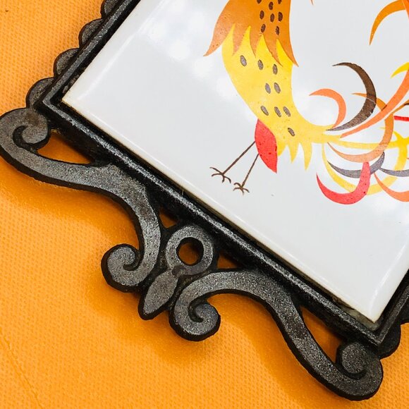 Midcentury Rooster Cast Iron Ceramic Tile Trivet Vintage Country Kitchen Decor - Picture 5 of 12